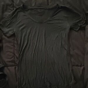 LuLu Lemon Women’s Black Short-Sleeve Scoop Neck Top